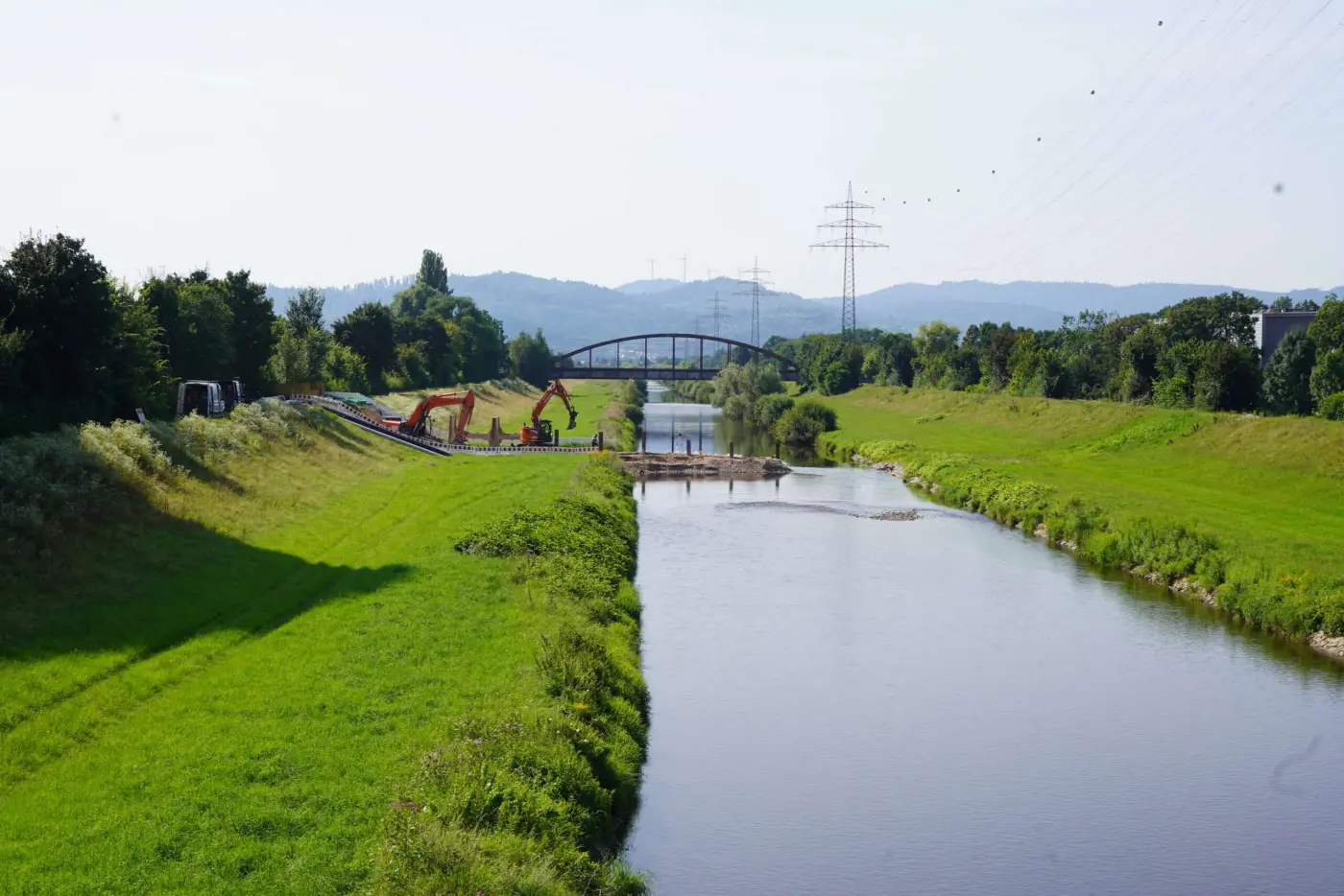 Geoponton Ost im Fluss
