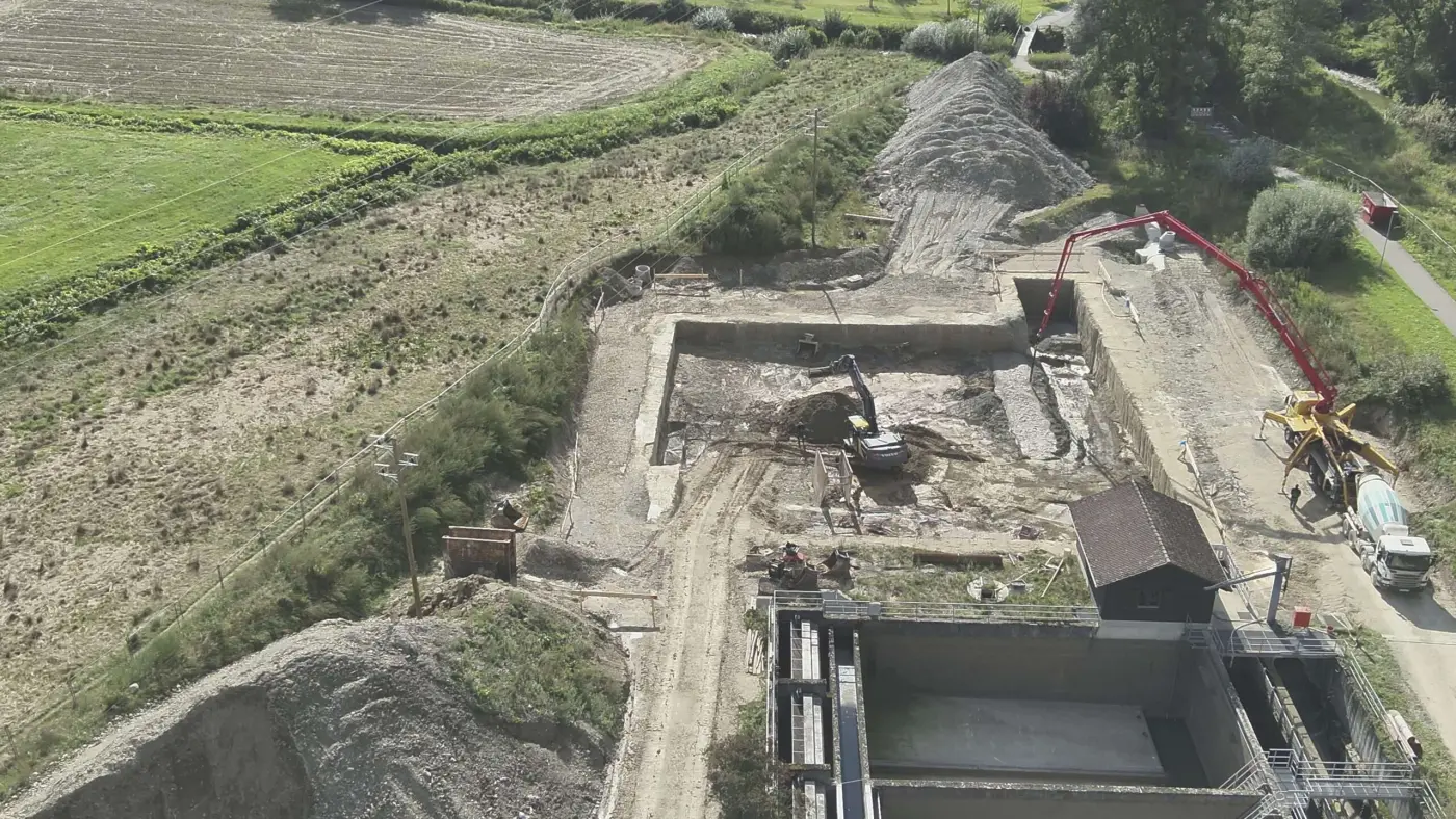 Drohnenaufnahme der Baustelle