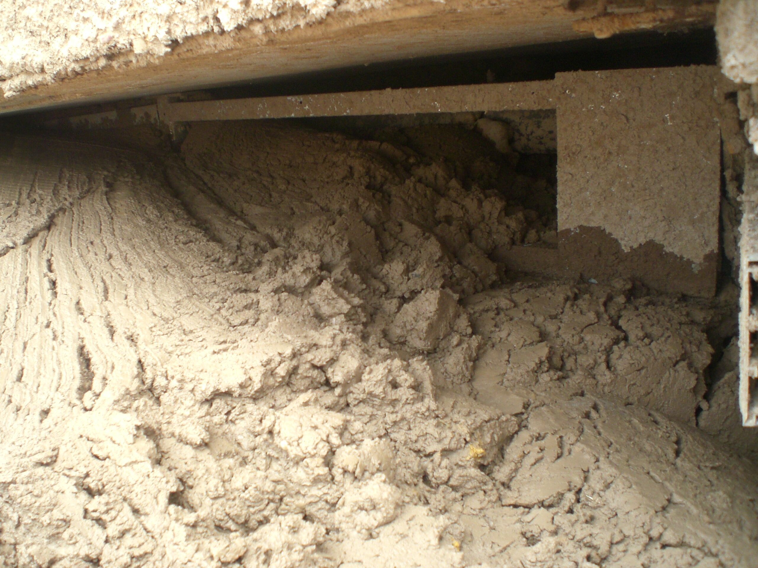 Hohlraumverfüllung eines Fußgängertunnels in Landau