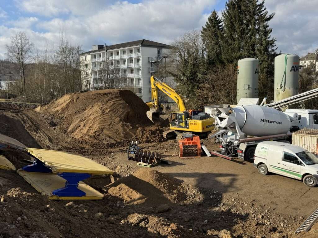 Aufbau vor Ort der Mischtechnik und des Verbau