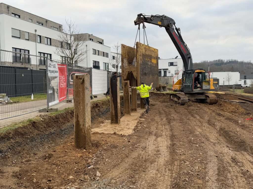 Ziehen Verbauboxen nach Verfüllung