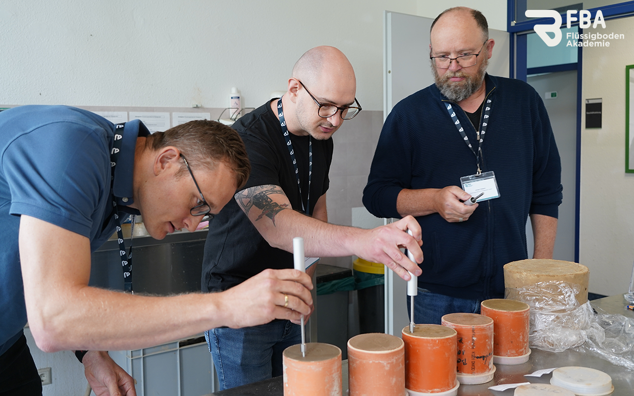 Penetrationstest im Forschungsinstitut für Flüssigboden