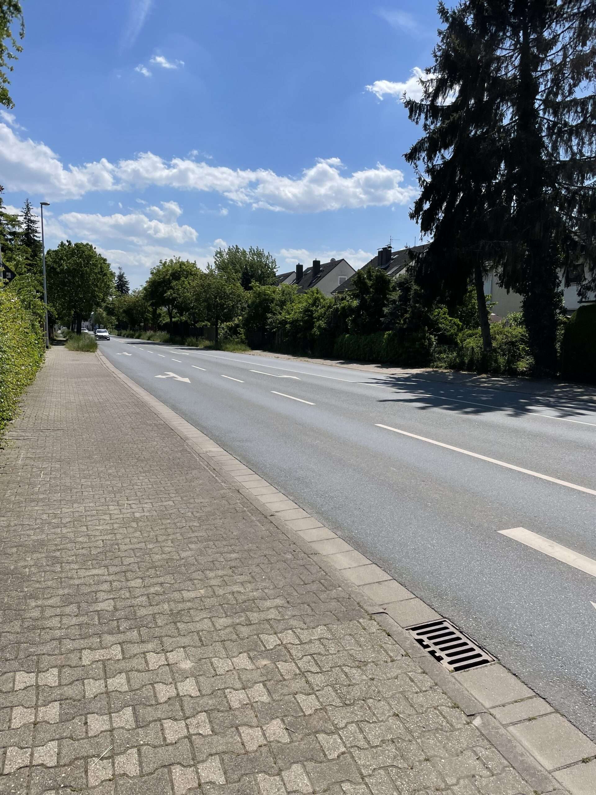 Ausgangssituation Ortsdurchfahrt Leeheim Bestandsfahrbahn vor der Kanal- und Straßensanierung