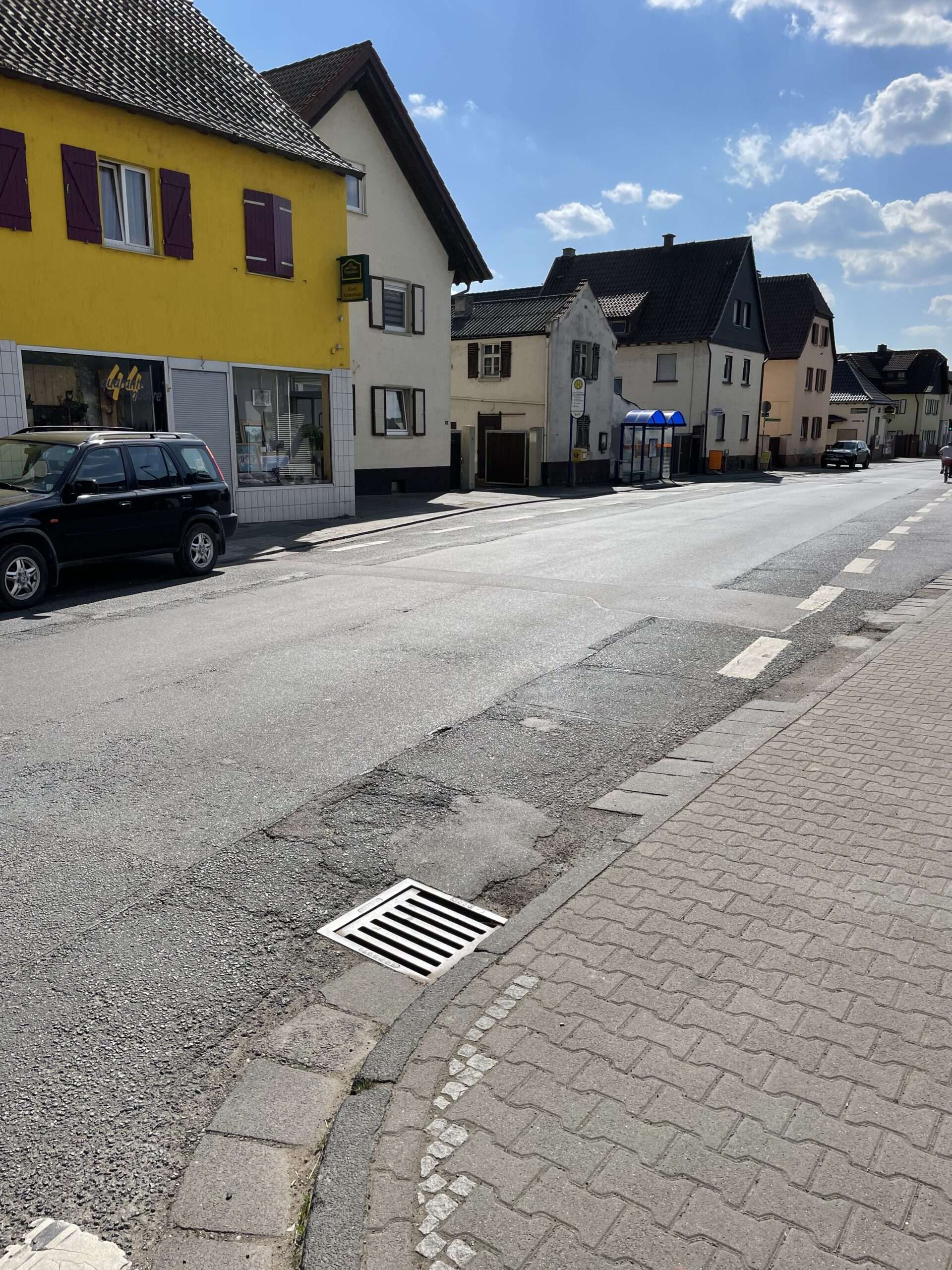 Ausgangssituation Ortsdurchfahrt Leeheim vor der Erneuerung der Schachtbauwerke